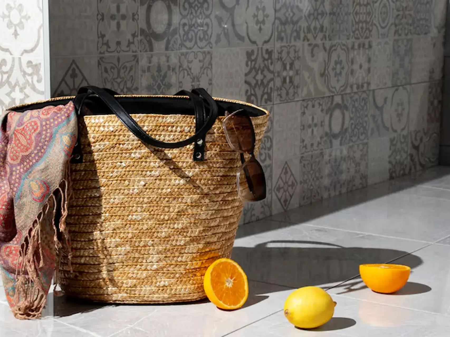 Imagem de fundo da categoria de bolsas térmicas personalizadas da LCM Brindes.