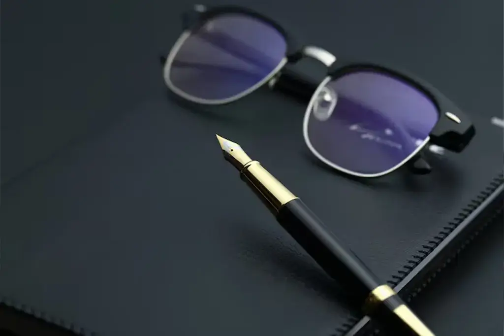 Canetas semi-metal personalizadas para brindes corporativos