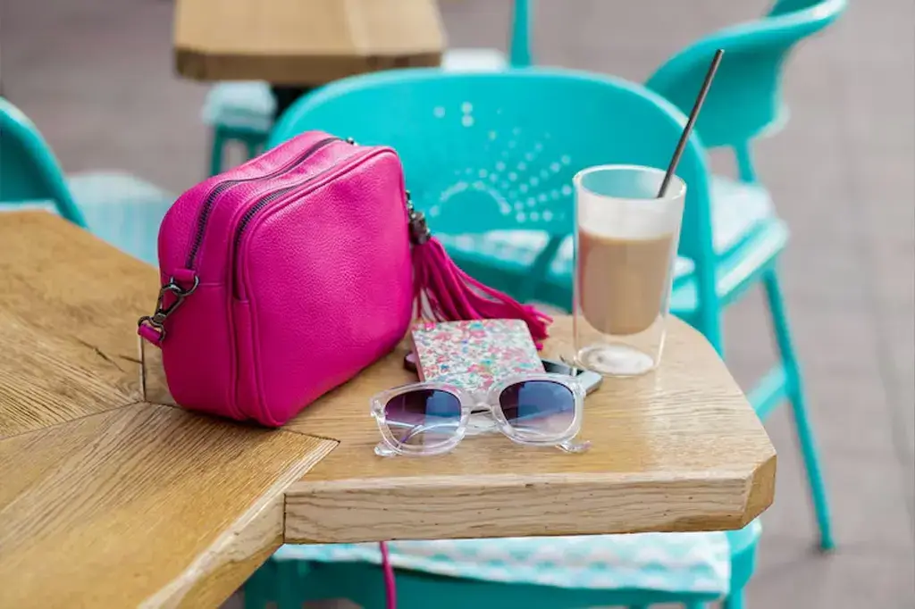 Necessaires e bolsas térmicas personalizadas para verão e viagens