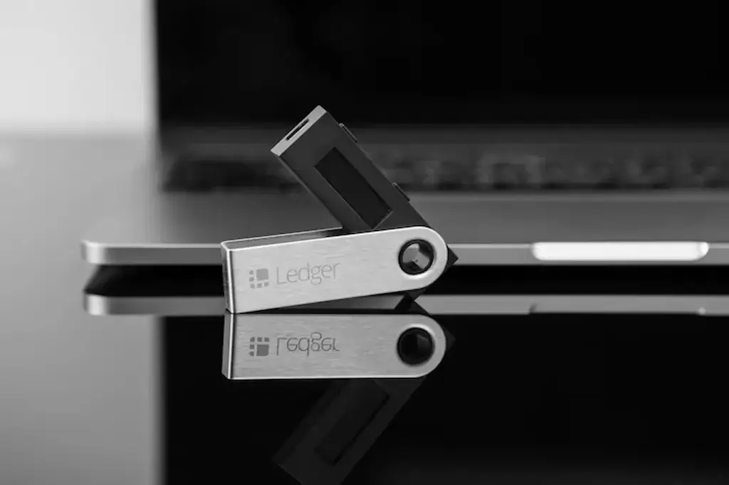 Pen drive personalizado como brinde corporativo tecnológico para empresas