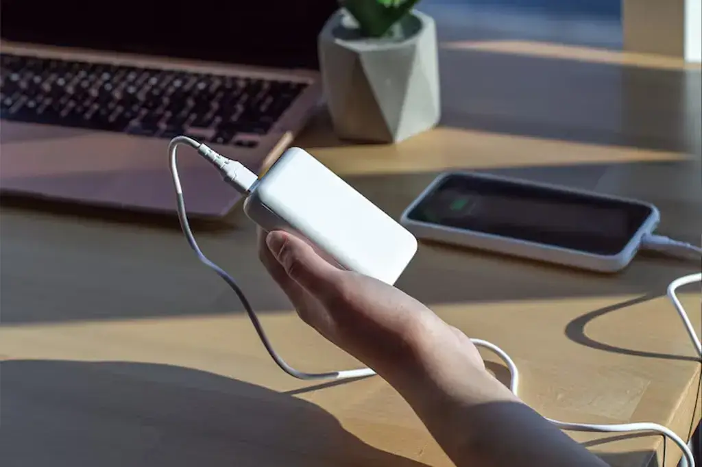 Power bank personalizado como brinde corporativo tecnológico para empresas